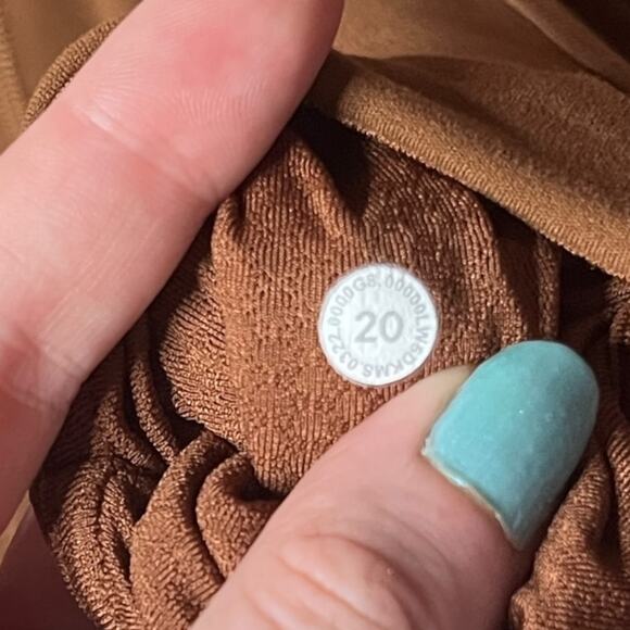 Lululemon Groove Super-High-Rise Flared Pant Roasted Brown Size 20 - Picture 3 of 5